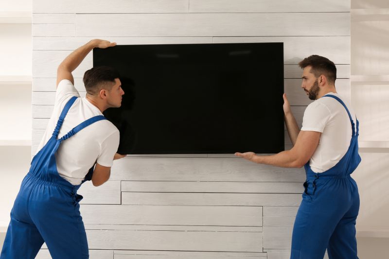 Television Hanging Service in Overland Park, KS
